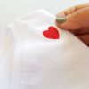 تیشرت زنانه طرح گلدوزی قلب 53614