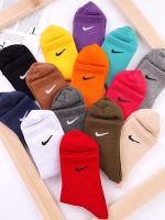 جوراب نیم ساق زنانه Nike