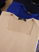 ست بلوز و شلوار کبریتی زنانه Della ( یقه خشتی کات خورده)