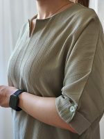 تونیک یقه V