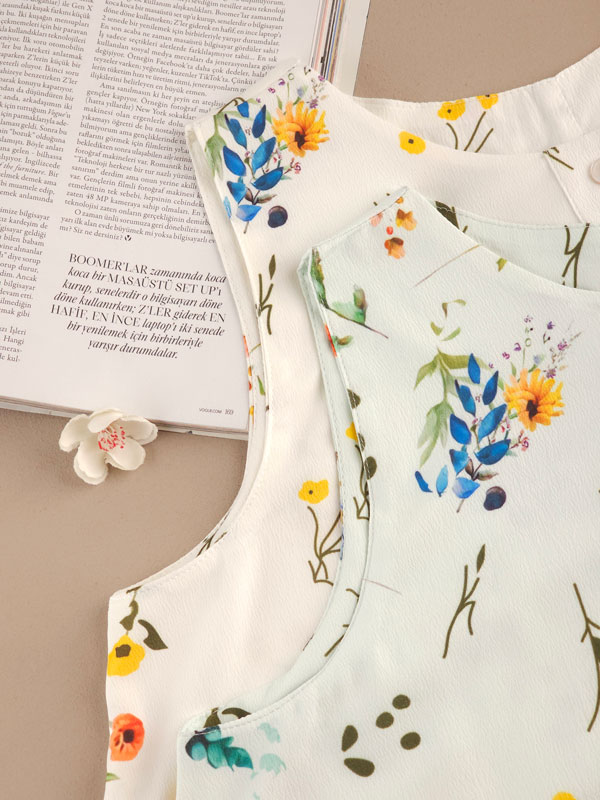 تاپ گلدار دریا