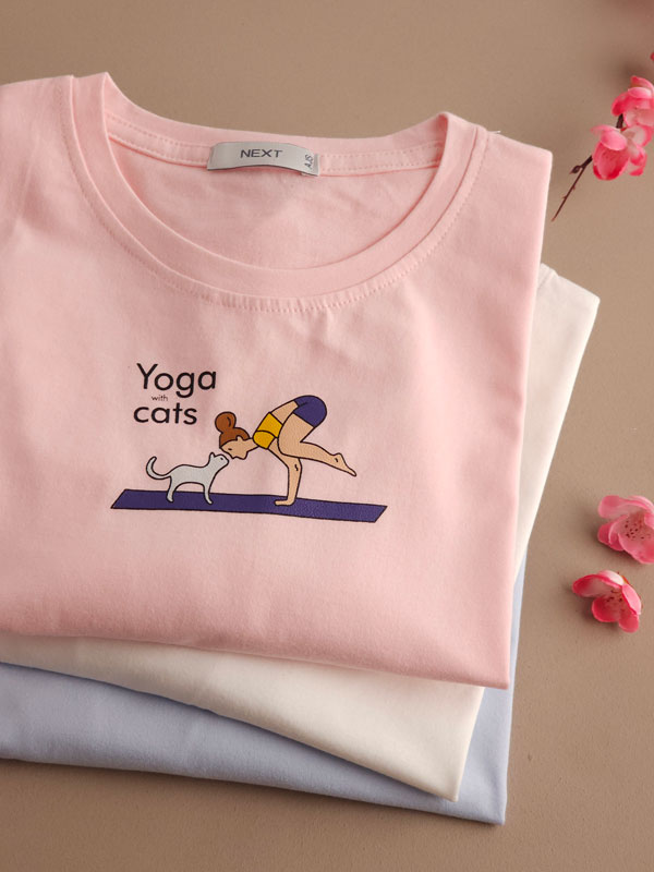 تیشرت نخ پنبه ‌‌Yoga with cats (ایراددار)