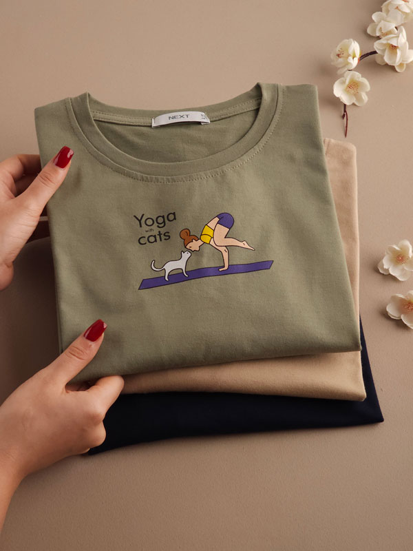 تیشرت نخ پنبه ‌‌Yoga with cats (ایراددار)