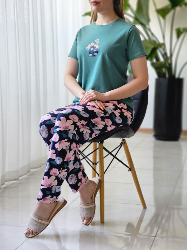 ست راحتی زنانه تیشرت و شلوار‌ Flower