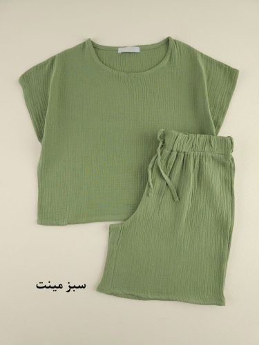 ست کراپ و شلوارک